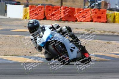 media/Apr-09-2022-SoCal Trackdays (Sat) [[c9e19a26ab]]/Turn 2 (1140am)/